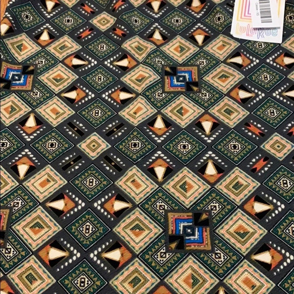 NWT! Lularoe Cassie skirt XS - Picture 2 of 3